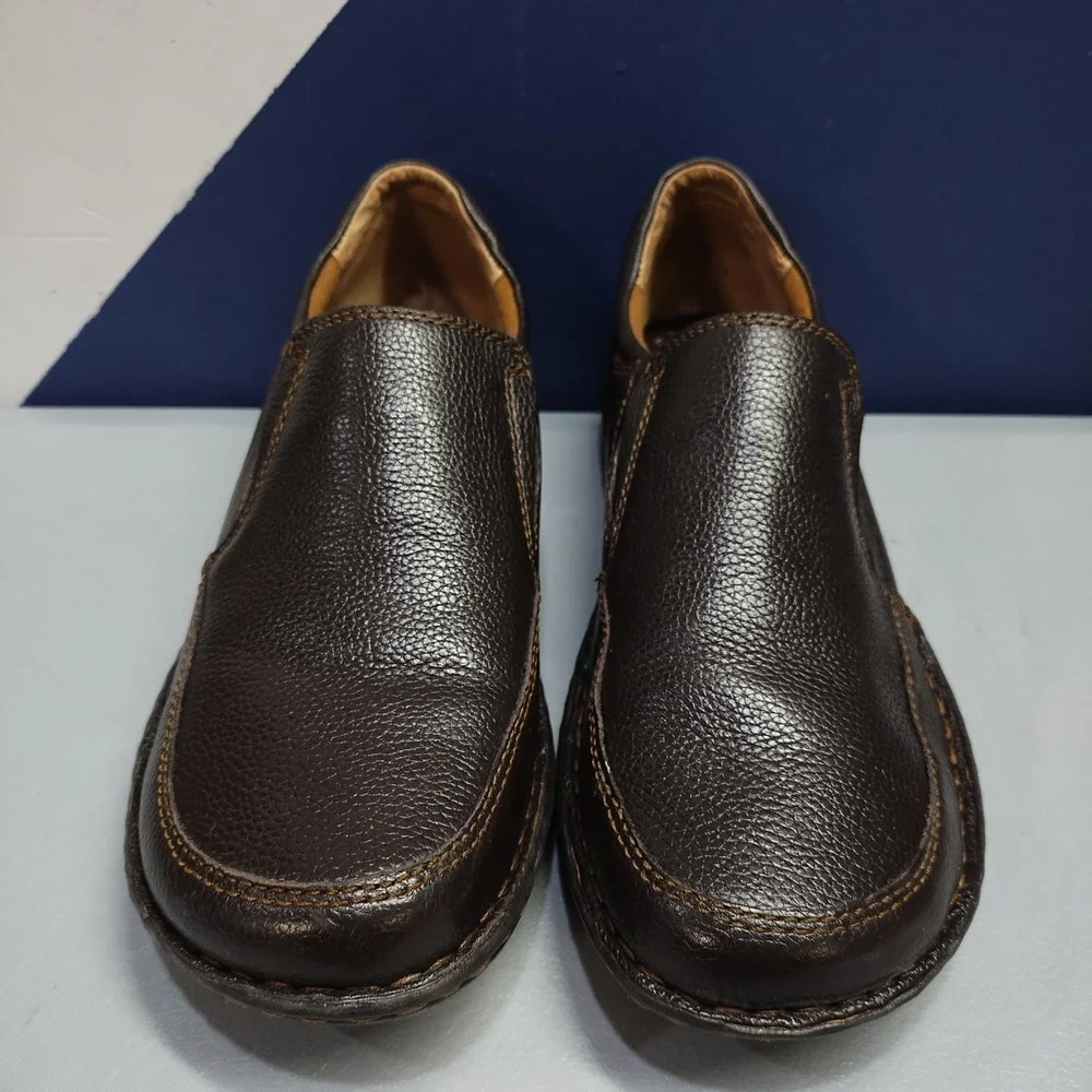 B.O.C. Loafers Womens Size 9 Brown Leather Comfortable Stitched Moc Toe Slip On